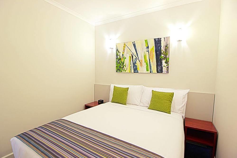 Abode Narrabundah Hotell Canberra Eksteriør bilde