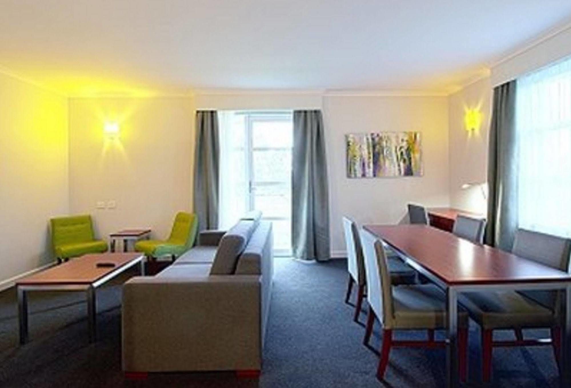 Abode Narrabundah Hotell Canberra Eksteriør bilde