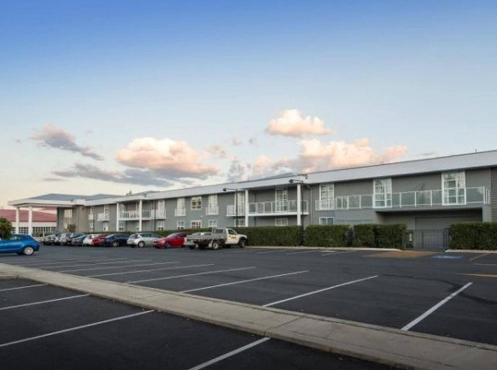 Abode Narrabundah Hotell Canberra Eksteriør bilde